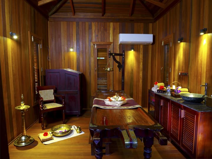 Niraamaya Cardamom Club