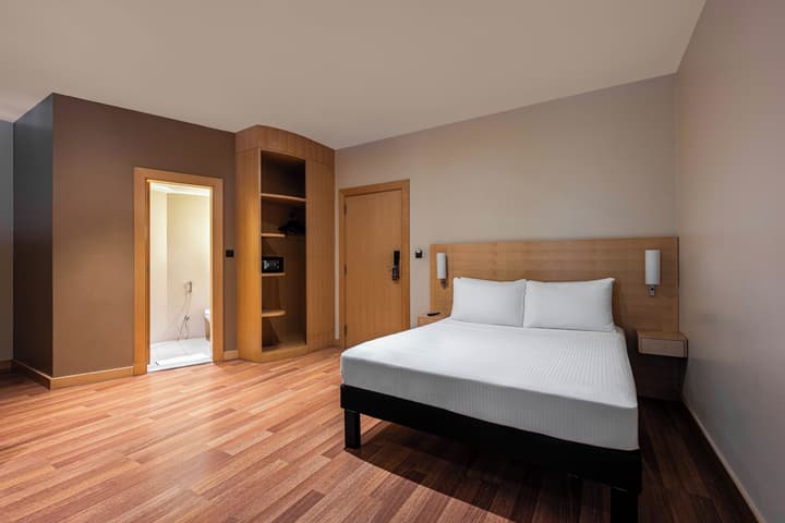 Ibis Riyadh Hotel Al Muhammadiyah United Company Branch