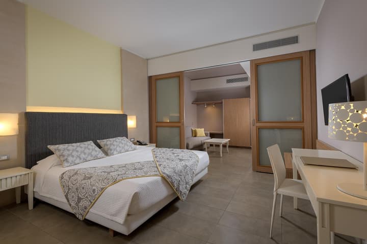 Porto Angeli Beach Resort – All Inclusive