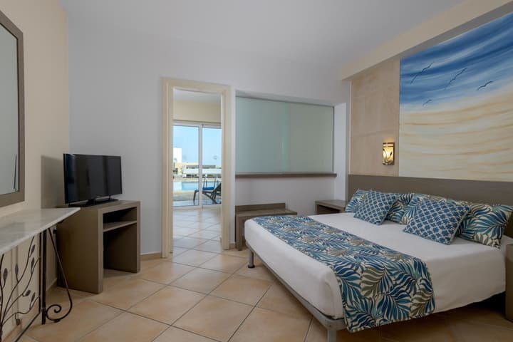 Porto Angeli Beach Resort – All Inclusive