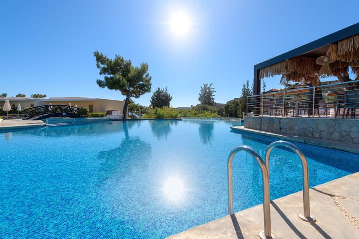 Porto Angeli Beach Resort – All Inclusive