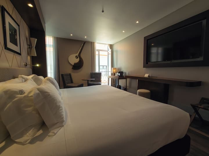 Lisboa Carmo Hotel