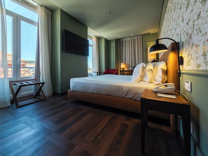 Lisboa Carmo Hotel