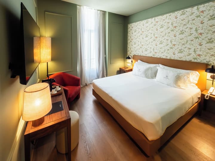 Lisboa Carmo Hotel