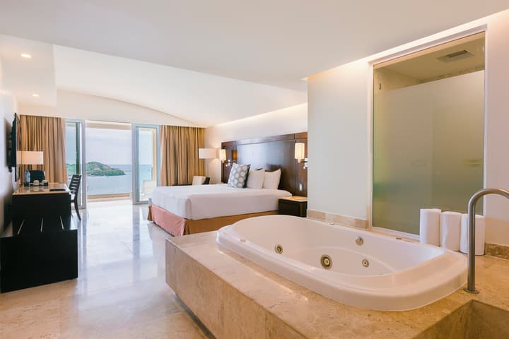 Hotel Azul Ixtapa Grand Resort Spa and Convention Center - All inclusive