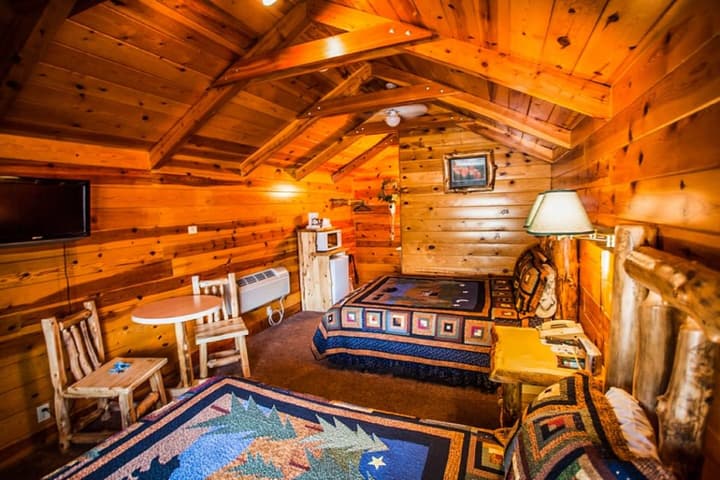 Bryce Country Cabins