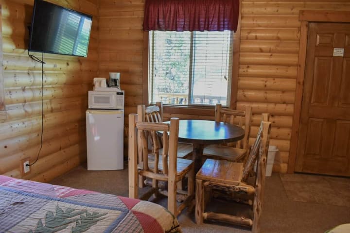 Bryce Country Cabins