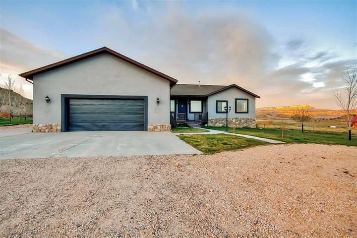Bryce Country Cabins