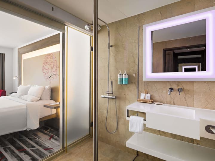 Novotel Jakarta Gajah Mada