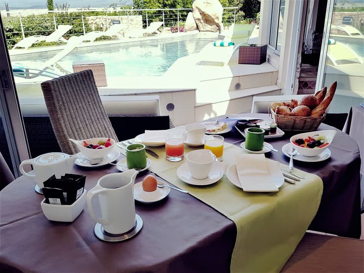 Private Hotel - Adults Only