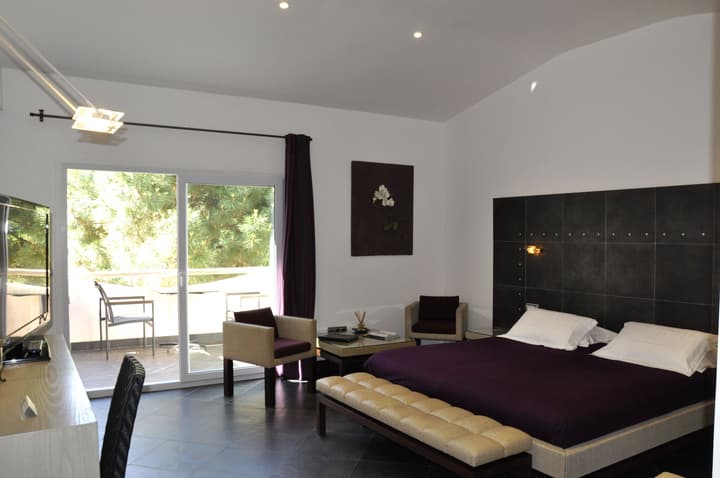 Private Hotel - Adults Only