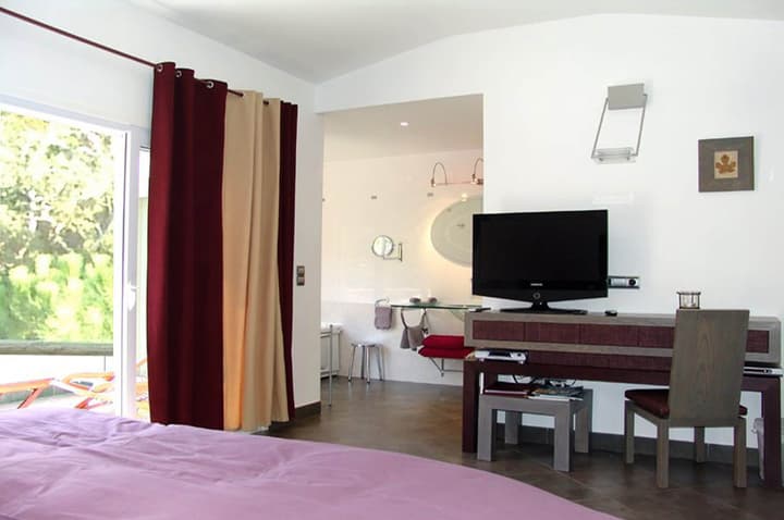 Private Hotel - Adults Only