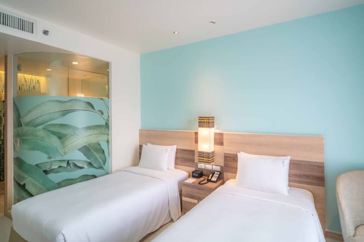 Holiday Inn Express Phuket Patong Beach Central by IHG