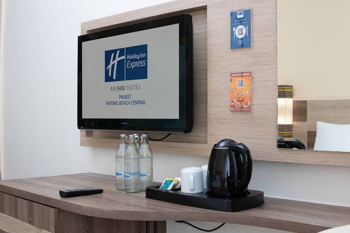 Holiday Inn Express Phuket Patong Beach Central by IHG