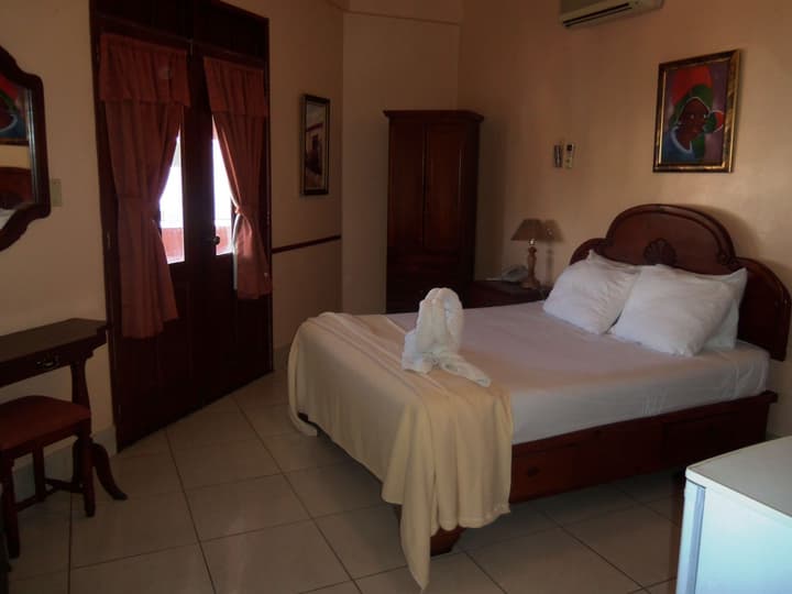 Hotel Discovery