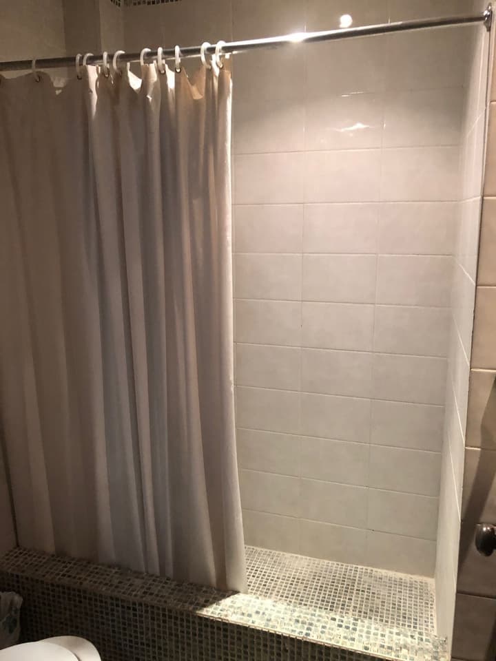 Hotel Discovery