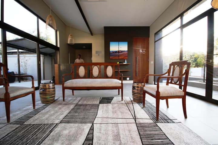 The Elegant Guesthouse