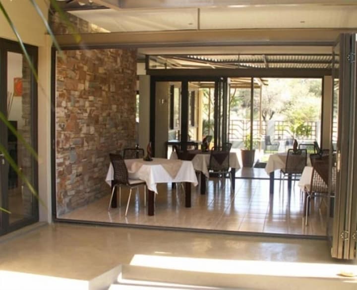 The Elegant Guesthouse