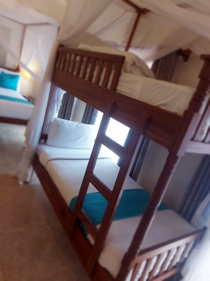 Maru Maru Hotel