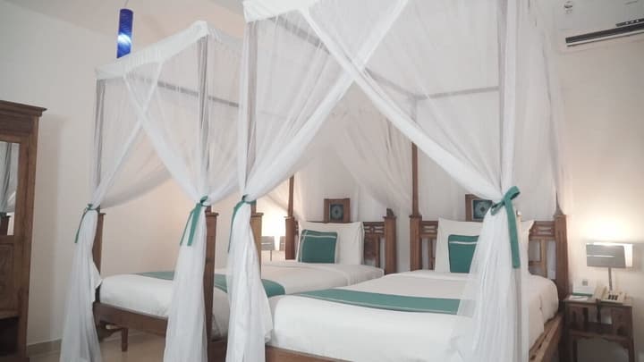 Maru Maru Hotel
