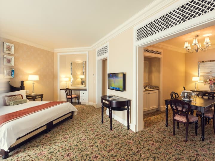 The Boardwalk Hotel