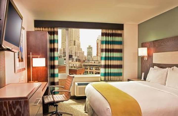 Holiday Inn Express Manhattan Times Square South by IHG