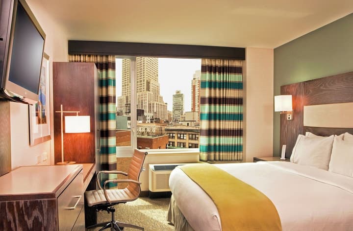 Holiday Inn Express Manhattan Times Square South by IHG