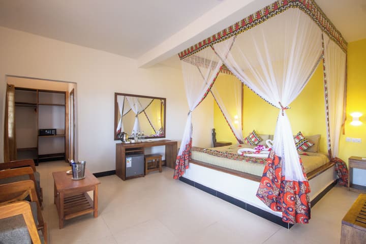 Paradise Beach Resort