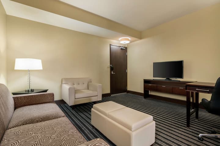 Embassy Suites by Hilton Salt Lake West Valley City