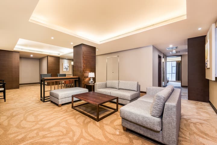 Holiday Inn Xi'an Big Goose Pagoda by IHG
