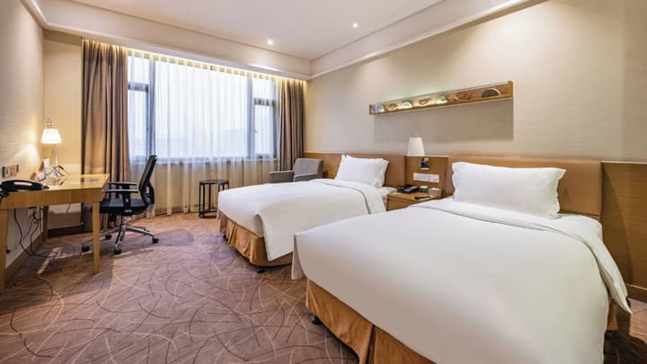 Holiday Inn Xi'an Big Goose Pagoda by IHG
