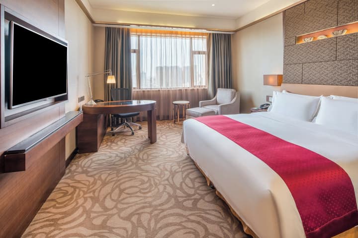 Holiday Inn Xi'an Big Goose Pagoda by IHG