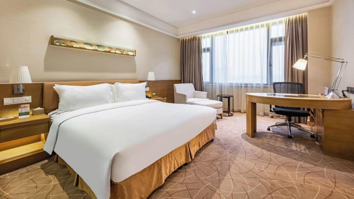 Holiday Inn Xi'an Big Goose Pagoda by IHG
