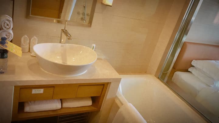 Holiday Inn Xi'an Big Goose Pagoda by IHG