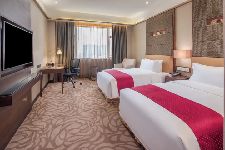 Holiday Inn Xi'an Big Goose Pagoda by IHG