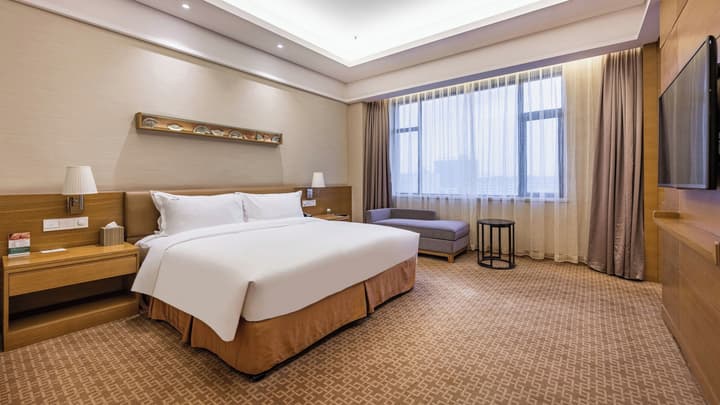 Holiday Inn Xi'an Big Goose Pagoda by IHG