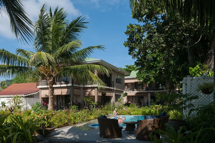 Le Repaire - Boutique Hotel & Restaurant