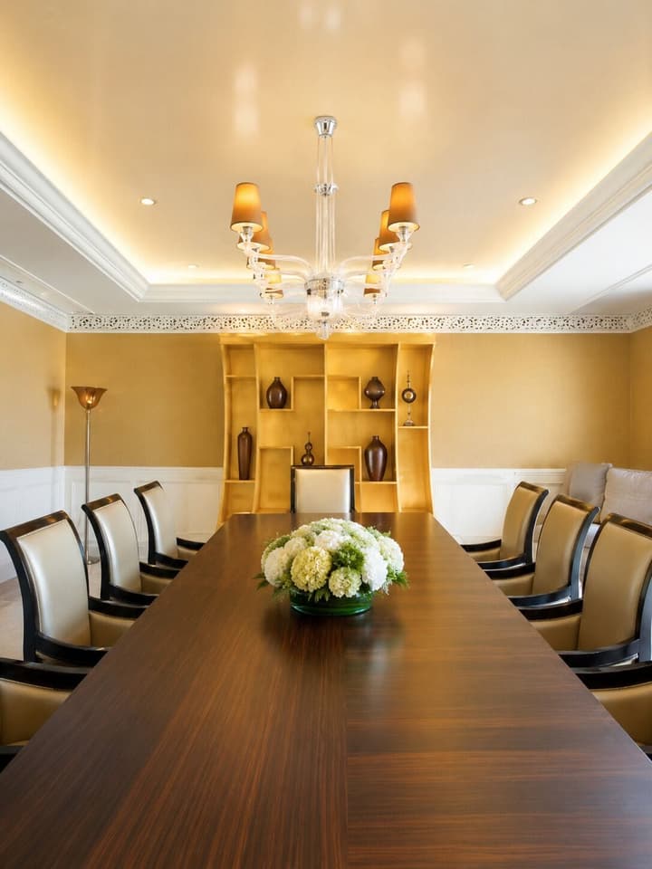 Dusit Thani Abu Dhabi