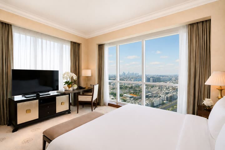 Dusit Thani Abu Dhabi
