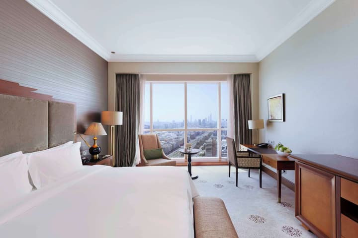 Dusit Thani Abu Dhabi