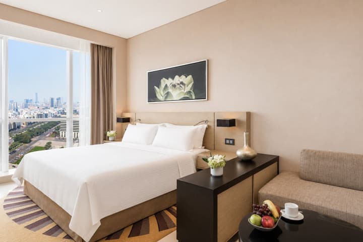 Dusit Thani Abu Dhabi