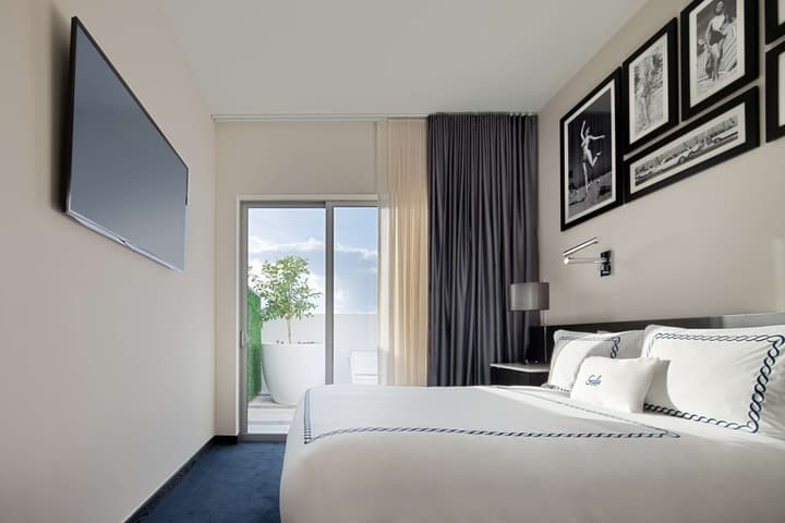 Gale South Beach, Curio Collection by Hilton