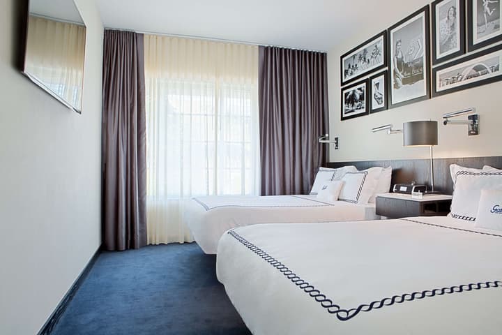 Gale South Beach, Curio Collection by Hilton