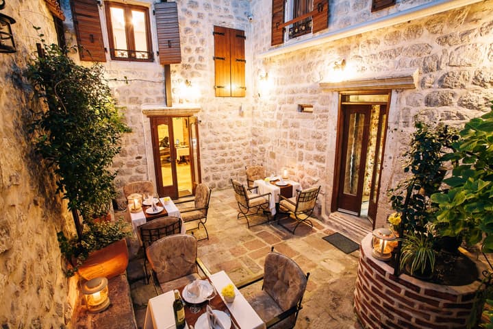 Galathea Hotel