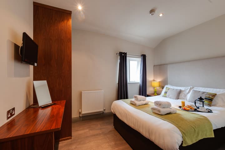 Base Serviced Apartments - City Road