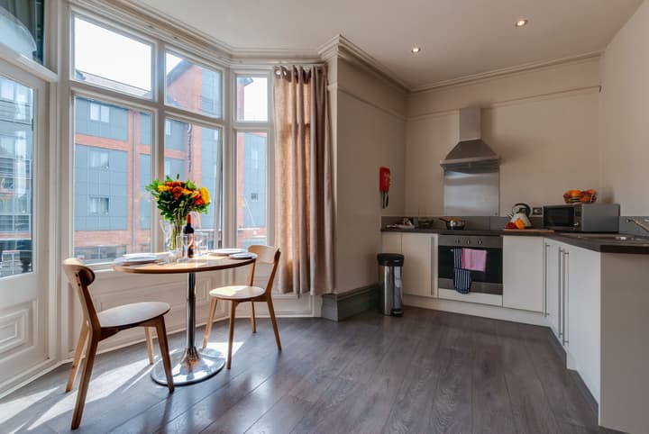 Base Serviced Apartments - City Road