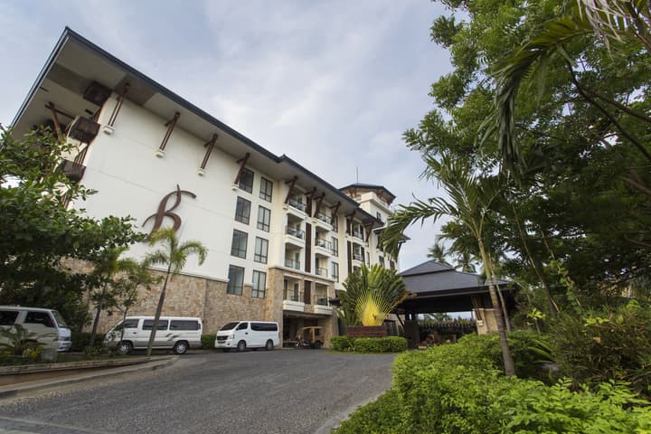 The Bellevue Resort