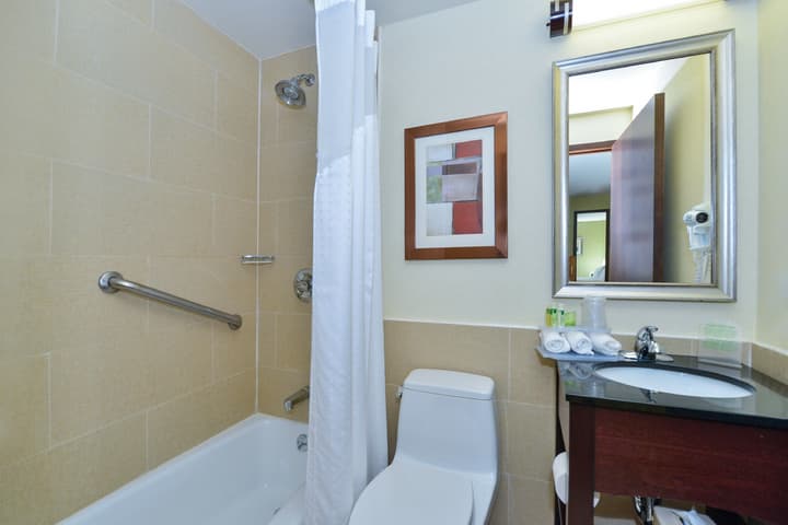 Holiday Inn Express New York - Manhattan West Side by IHG