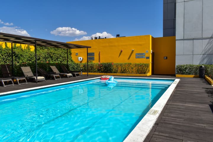 Courtyard by Marriott Leon at the Poliforum