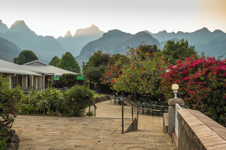 Cathedral Peak Hotel